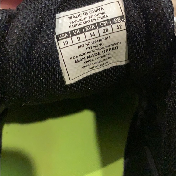 Under Armour baseball cleats - Picture 4 of 4